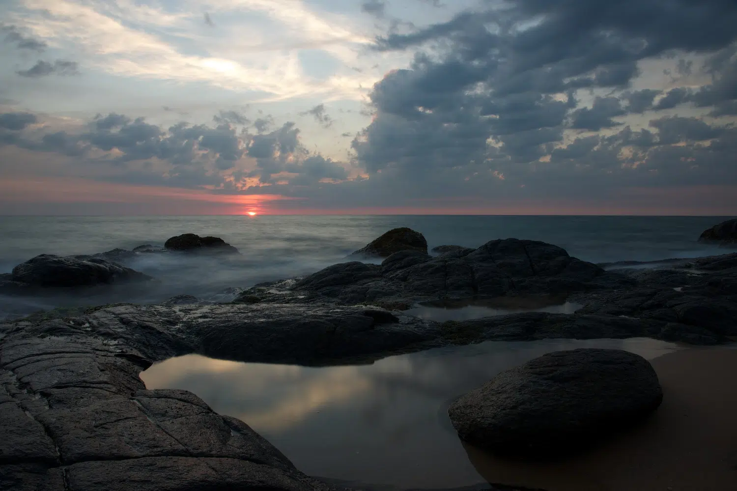 Sri Lanka palm-fringed beach and coastal scenery