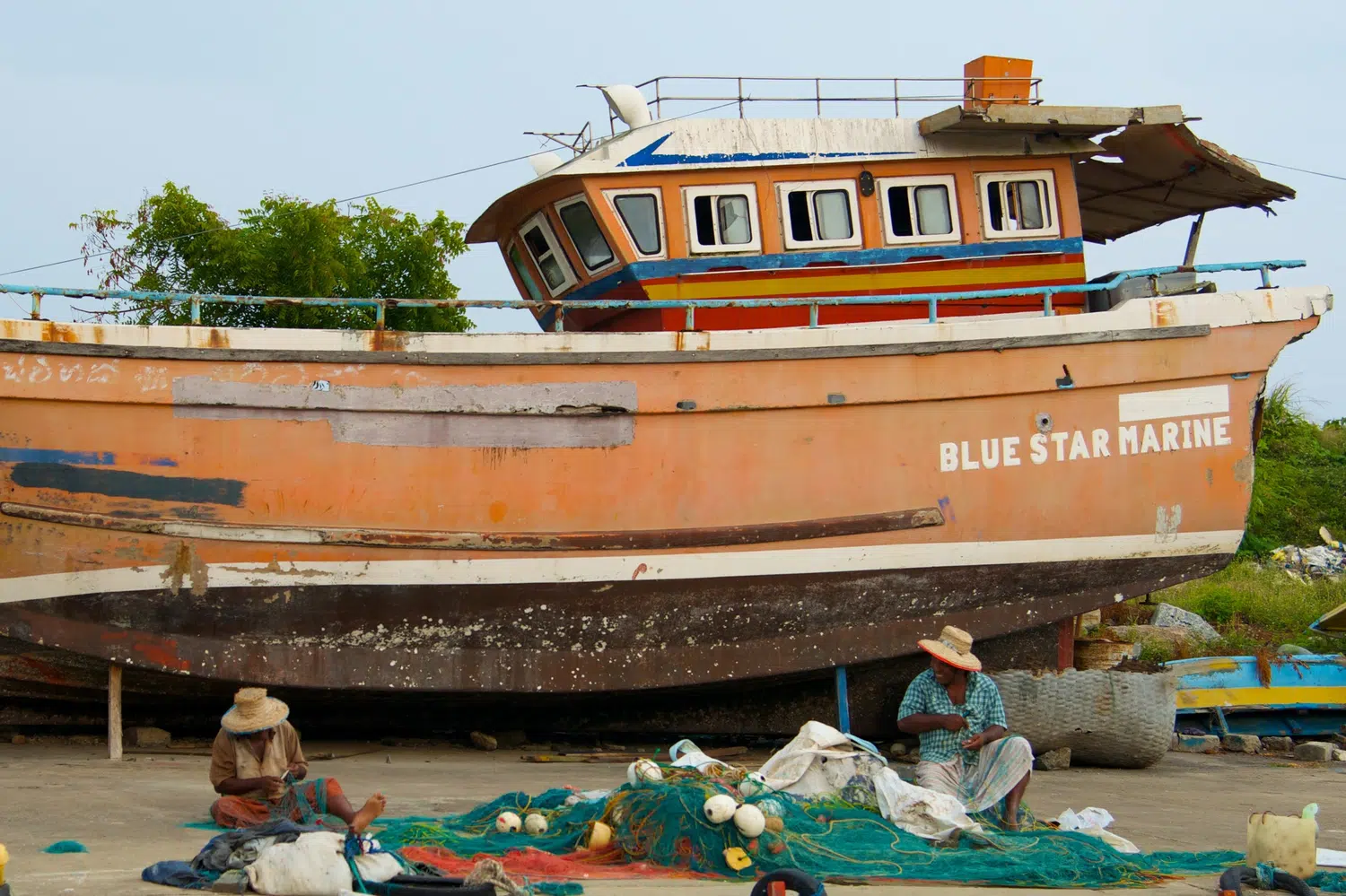 Sri Lanka fishing boats, market and coastal life for Sri Lanka Coast-to-Coast Holiday