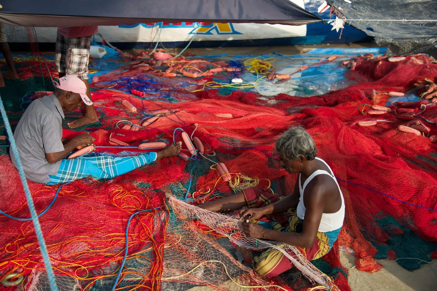 Sri Lanka fishing boats, market and coastal life for Grand Northern Explorer